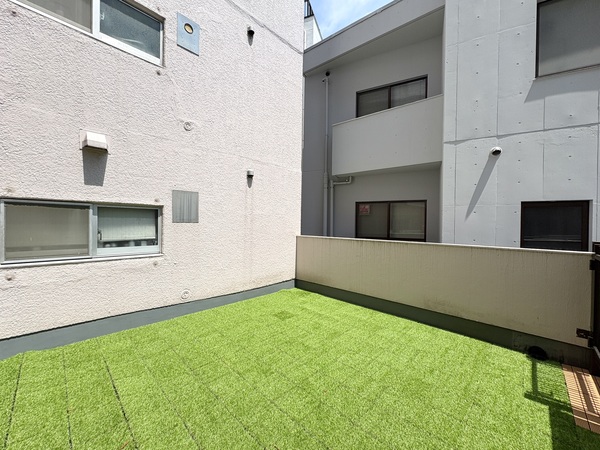 パラスト青葉台_広い庭の写真