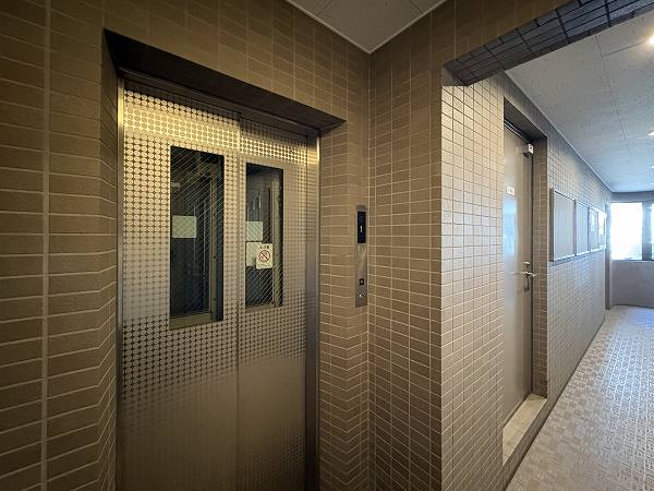 フェニックス中野新橋 エレベーターホール