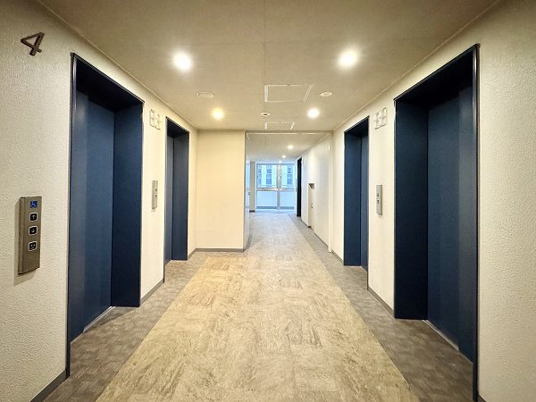 プライムパークス品川シーサイドザ・タワー　内廊下