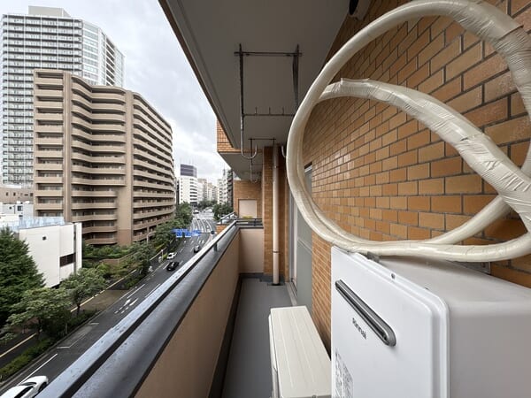 ダイアパレス御苑前_広いバルコニーの写真