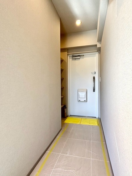 初台マンション_玄関の写真