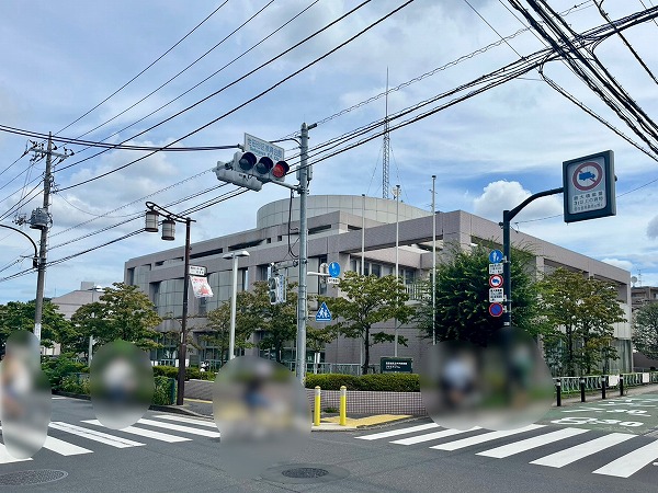 世田谷区立中央図書館