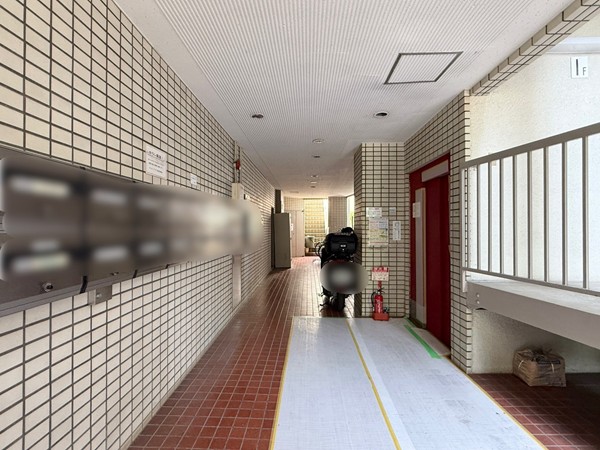ダイカンプラザ上野Ⅲ エントランス