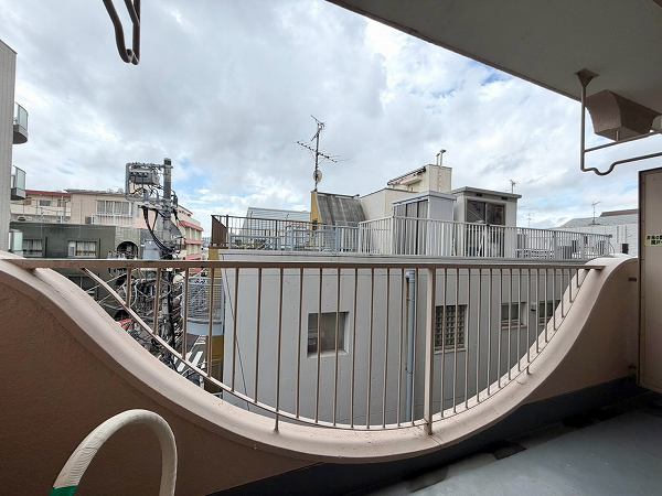 シャトーエスぺランス_南向きのバルコニーの写真2