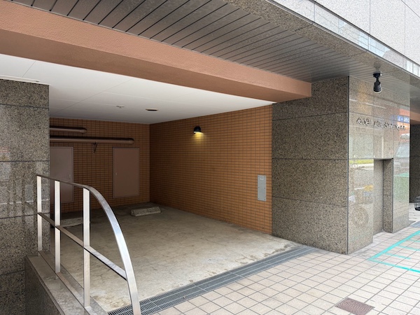 メゾン・ド・ヴィレ日本橋茅場町 アプローチ