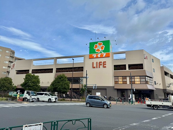 ライフ千川駅前店