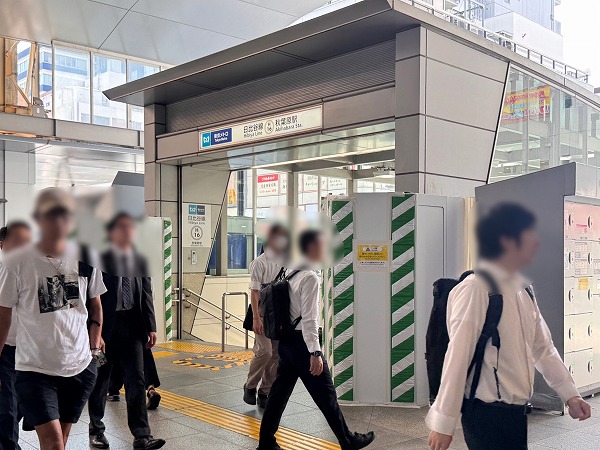 日比谷線秋葉原駅