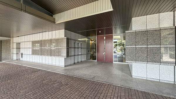 ライオンズ浜田山セントマークス アプローチ