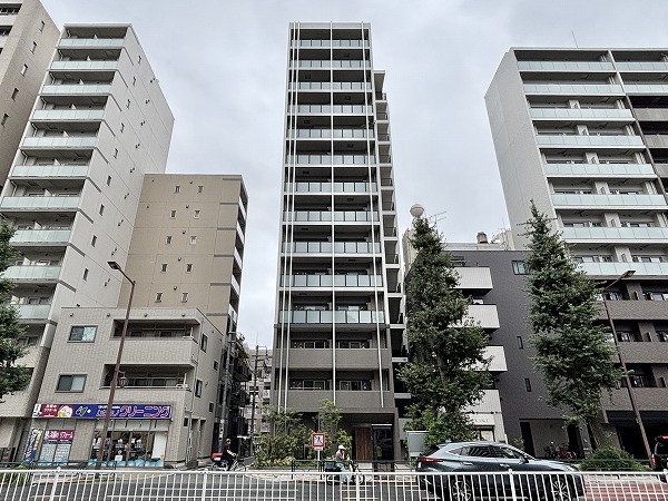 ルジェンテ駒込六義園リビオレゾン 外観