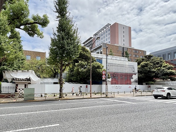 東京大学　赤門
