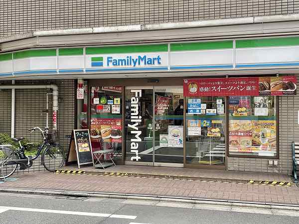 ファミリーマート