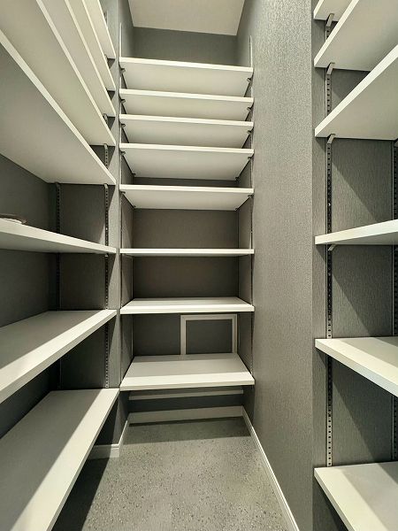 ドルミ代々木_シューズインクローゼットの写真3