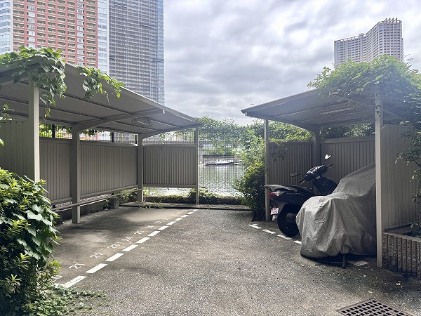藤和シティホームズ芝浦　バイク置き場