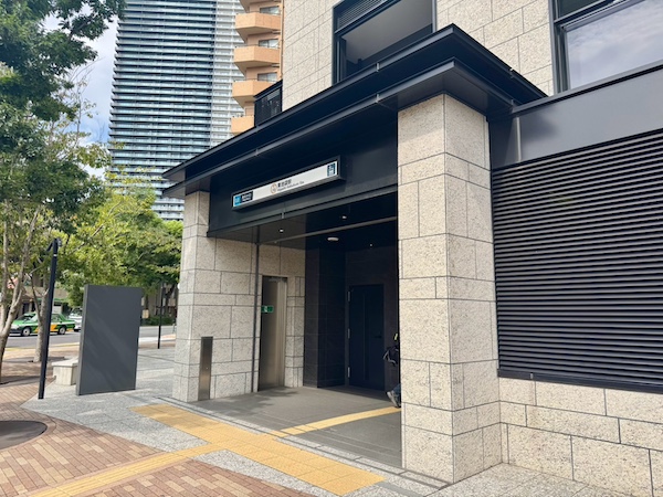 東京メトロ東池袋駅