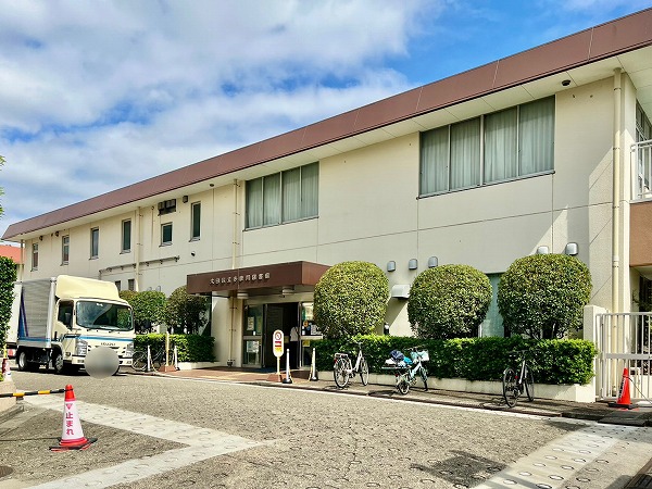 大田区立多摩川図書館
