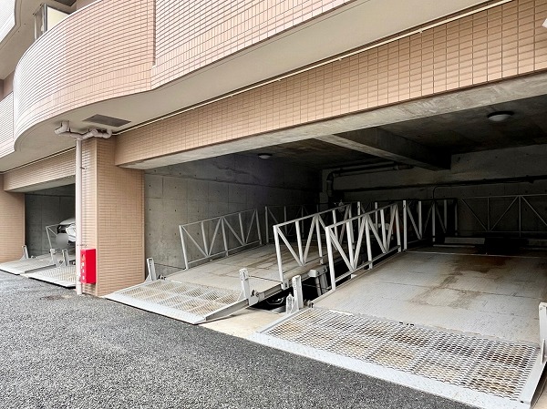 マイキャッスル用賀シティーコア　駐車場