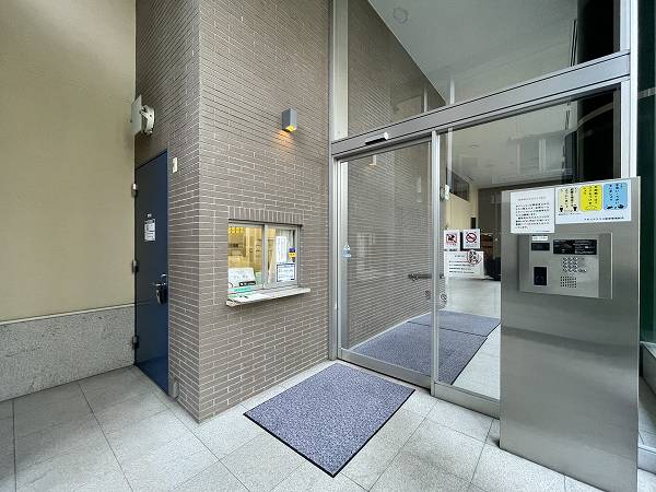 アゼリアテラス新宿 エントランス