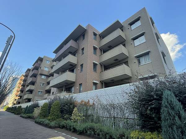 アゼリアテラス新宿 外観