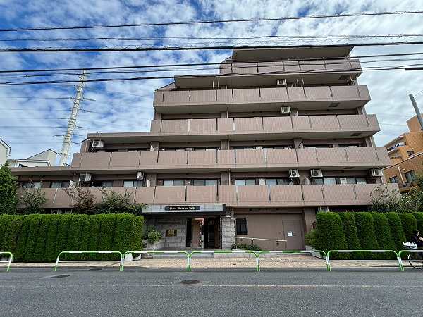 ライオンズマンション成城　外観