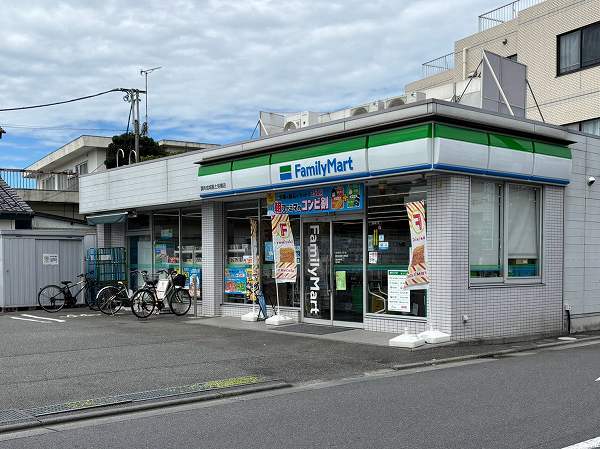 ファミリーマート