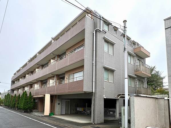 コンフィール千歳烏山　外観