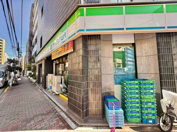 ファミリーマート