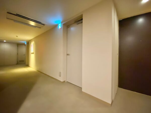 アトラス元代々木 内廊下