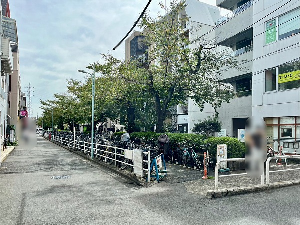 都立大学駅周辺の様子
