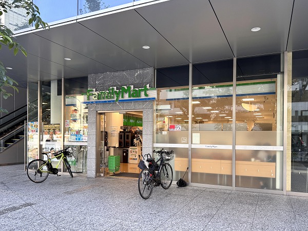ファミリーマート