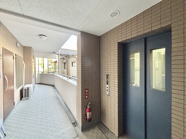 日神パレステージ大塚 外廊下