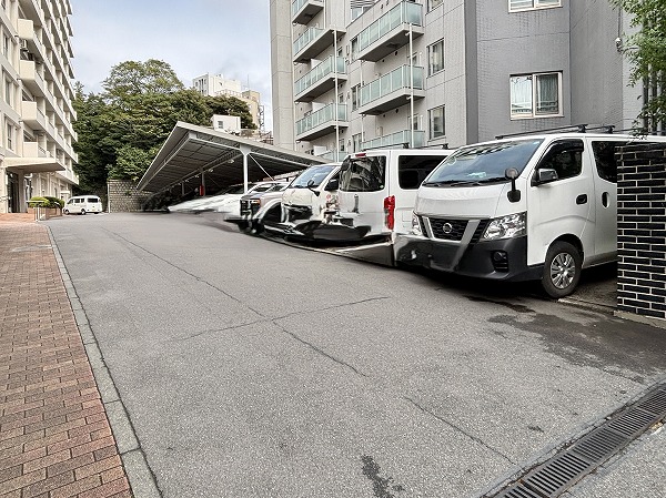 古河ガーデンマンション 車両置き場