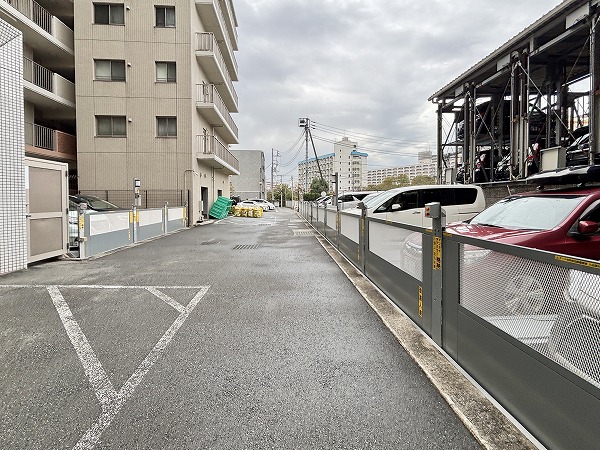 レーベンハイム加賀プレシャスフォルム 車両置き場