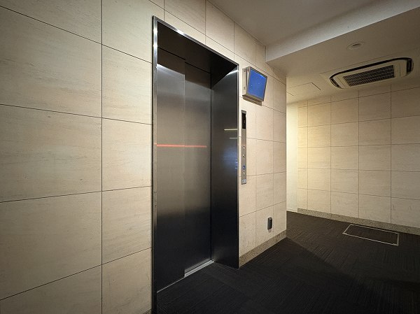 ザ・パークハウス弦巻 エレベーター