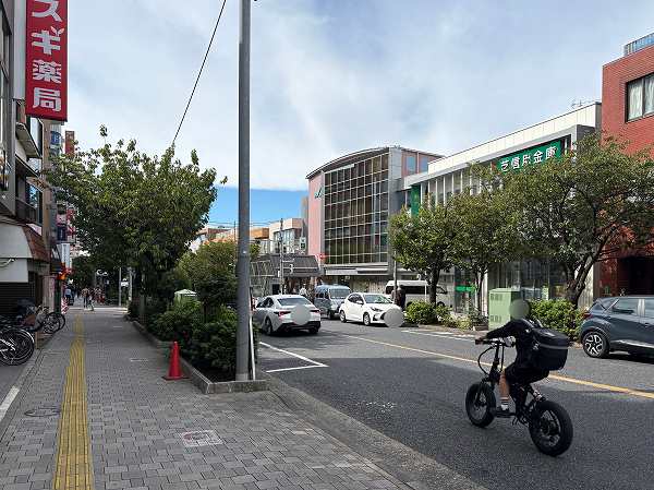 桜新町駅　駅前