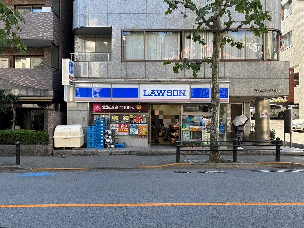 ローソン　赤坂九丁目店