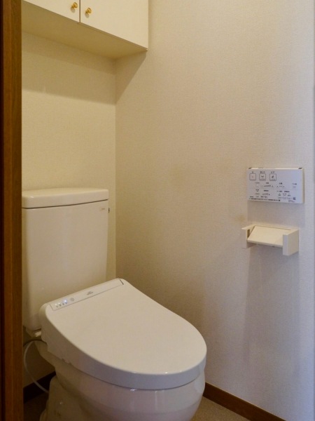 マートルコート恵比寿南Ⅱ_シンプルなトイレの写真