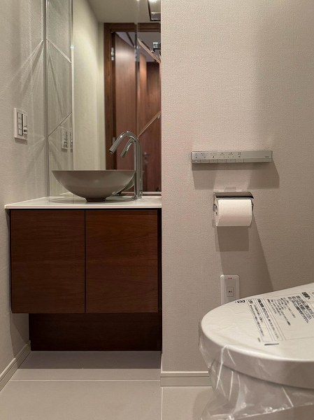 ザ・パークハウスグラン三番町26_お洒落なトイレの写真