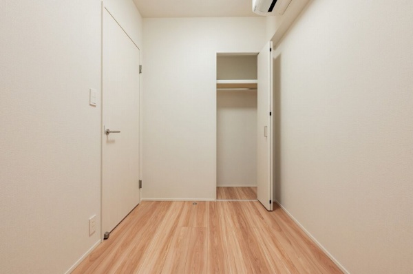 豊栄平町マンション_コンパクトなサービスルームの写真1